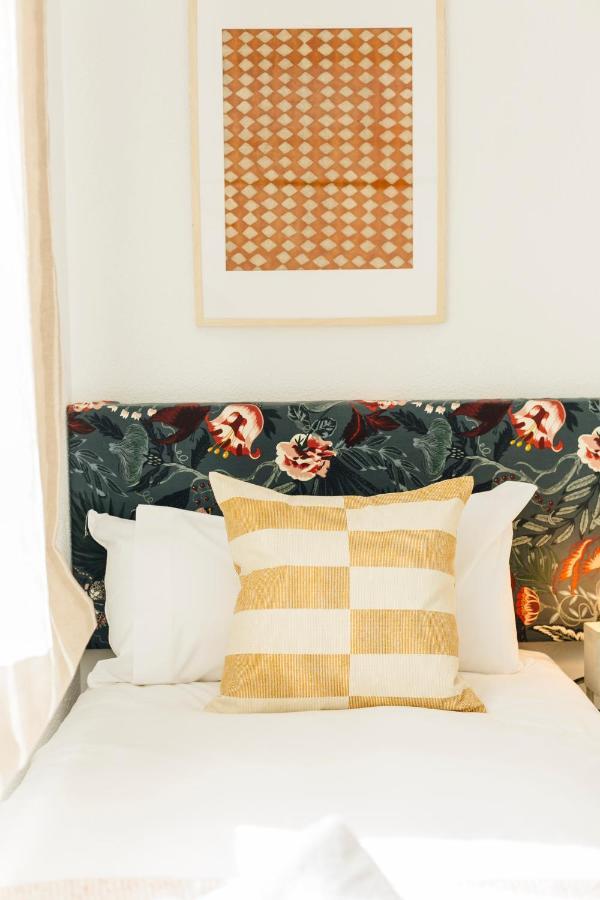 Stunning And Colorful- 4Bd 2Bth- Santa Cruz Sevilha Exterior foto