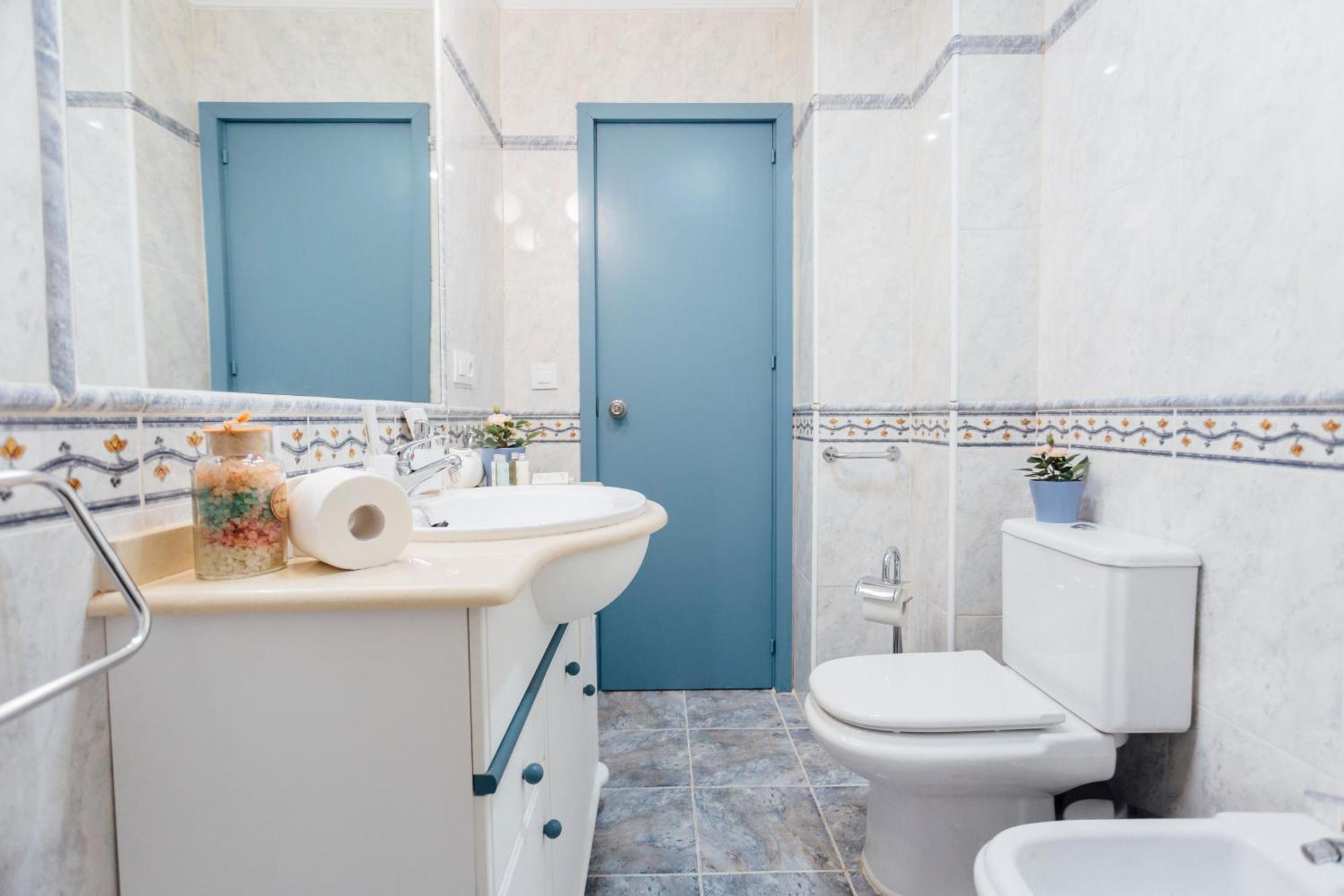 Stunning And Colorful- 4Bd 2Bth- Santa Cruz Sevilha Exterior foto